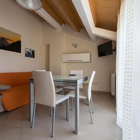 Case Panoramiche Sul Lago Μεσίνα Εξωτερικό φωτογραφία